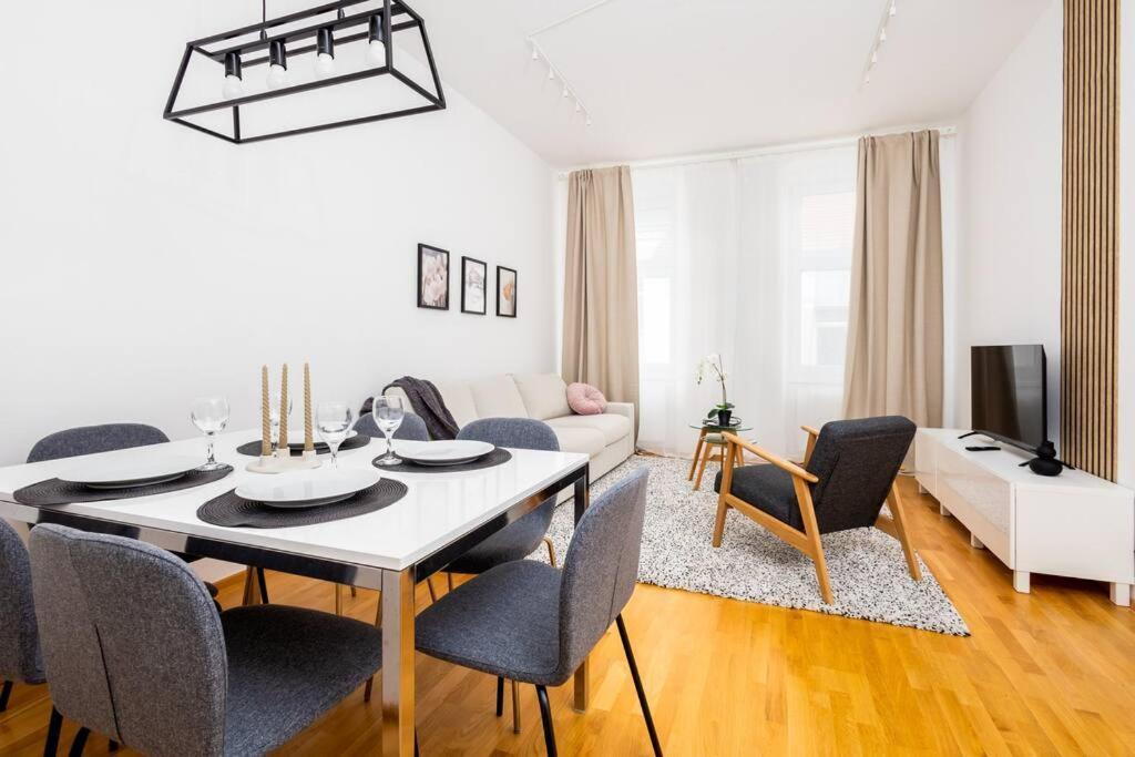 Orestaliving - 2Br On The Danube Canal Wina Bagian luar foto